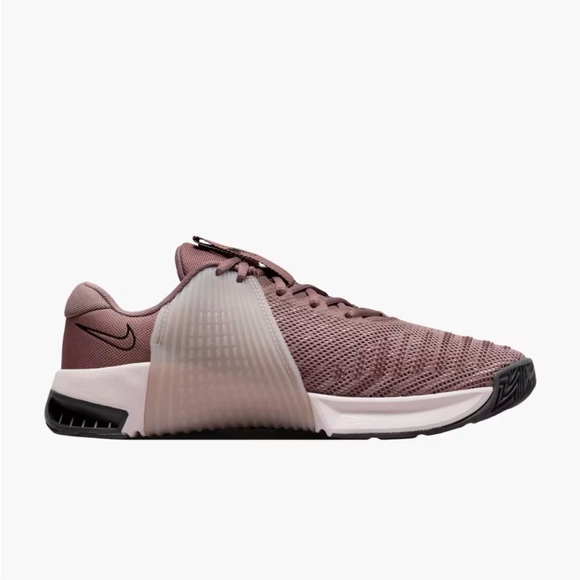 Nike Metcons 9 Womens 9.5 - Picture 2 of 6